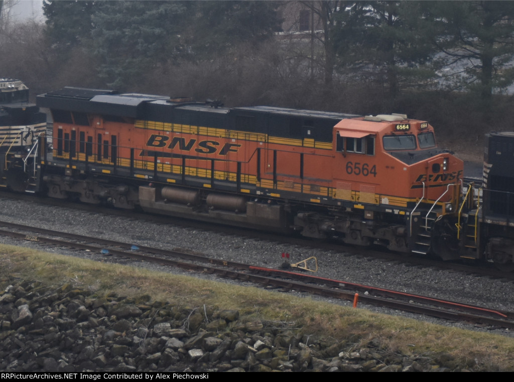 BNSF 6584